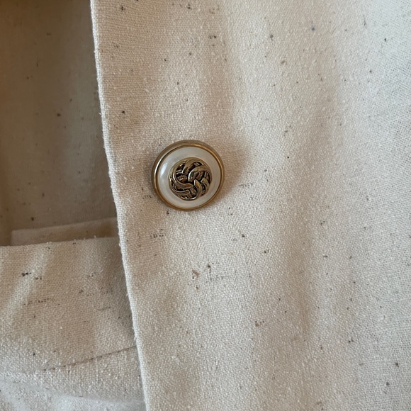 Vintage Edie Johne 1980s Silk Cream and Gold Embellished Blouse & Skirt Set - Picture 3 of 16